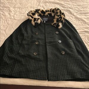ModCloth Green and Black Cape with Leopard Print Collar New
